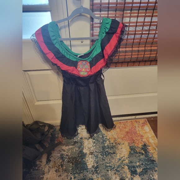 Colorful Ruffled Dress with Skull Design - Picture 5 of 5